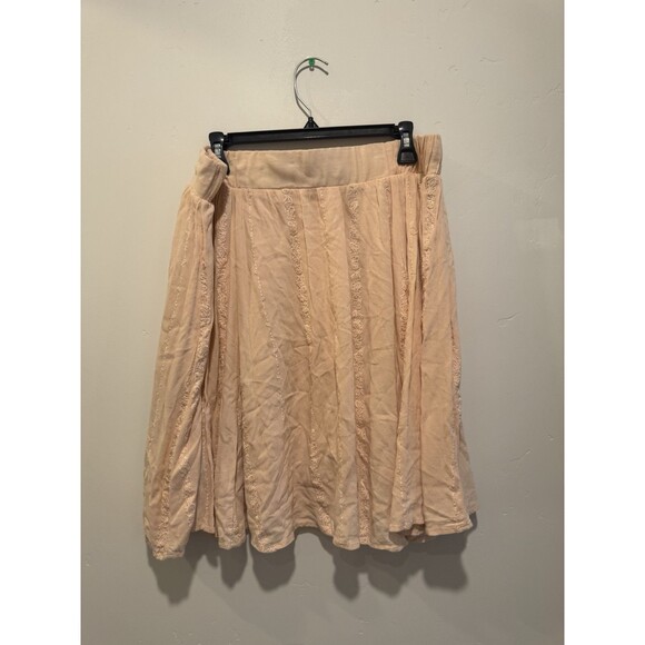 Torrid Embroidered Gauze Skater Skirt Blush Pink 1X - Picture 3 of 3